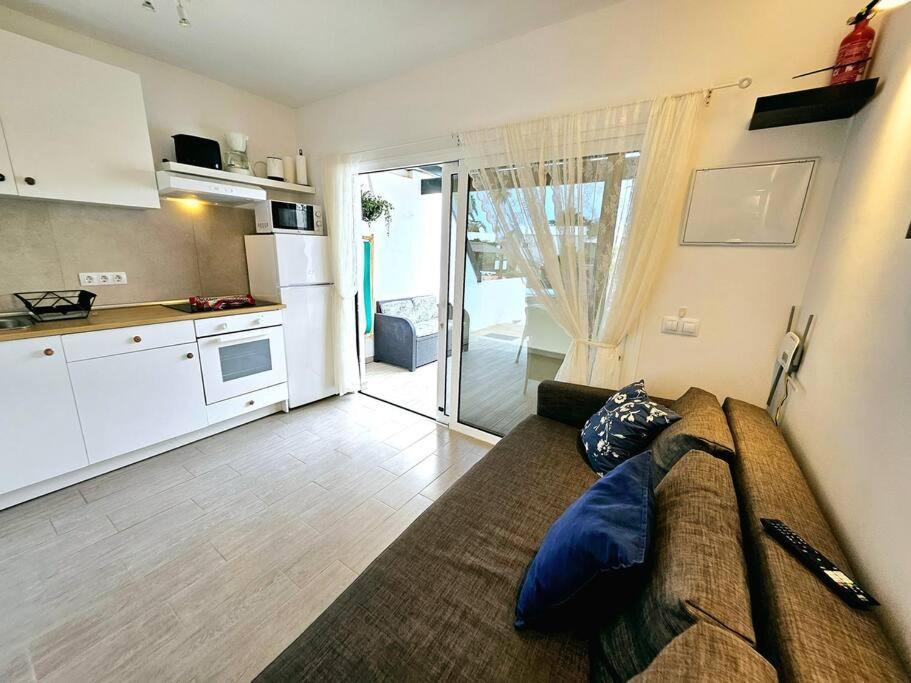 Apartamento Taisa Playa Roca Costa Teguise Dış mekan fotoğraf