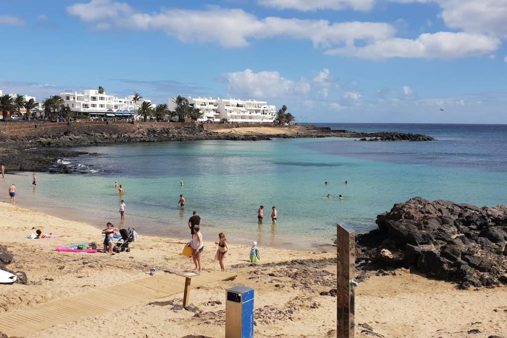 Apartamento Taisa Playa Roca Costa Teguise Dış mekan fotoğraf